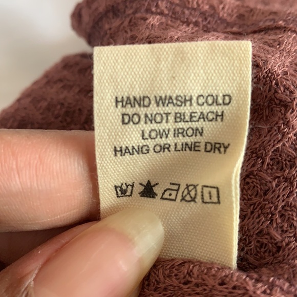 ILLA ILLA Cold Shoulder Waffle Knit Top - Picture 6 of 7